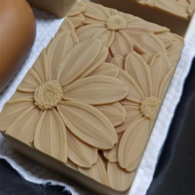 Newest!!!3d Elegant Sunflower  - огляд і ціна Soap Making Things